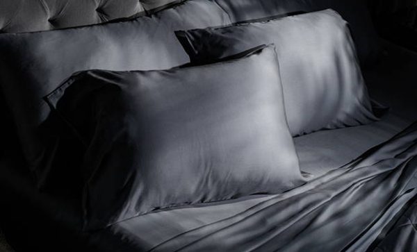 Luxome Luxury Sheet Set - The Best Bamboo Sheets - Image 4